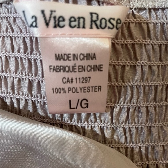 La Vie en Rose Blush Pink Satin Nightgown Tiered Large - Picture 6 of 6